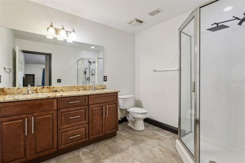 Condo in Altamonte Springs, Florida, 2 bedrooms № 2103561 - photo 15
