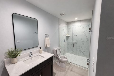 Immobilier commercial à vendre à Port Charlotte, Floride: 6 chambres, 213.86 m2 № 2418734 - photo 8
