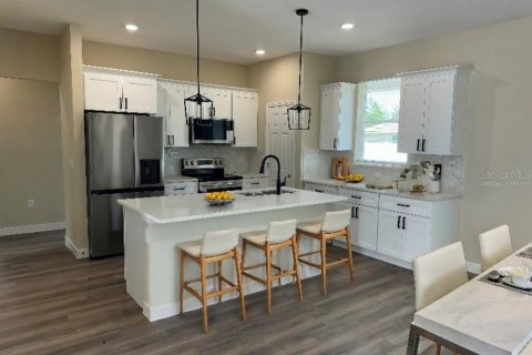 Casa en venta en Ocala, Florida, 4 dormitorios, 149.2 m2 № 1616181 - foto 5