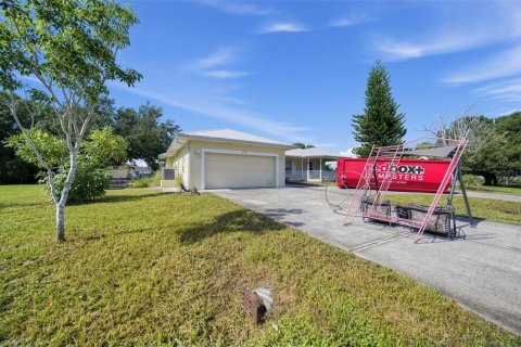 Casa en Punta Gorda, Florida 3 dormitorios, 171.31 m2 № 2369476