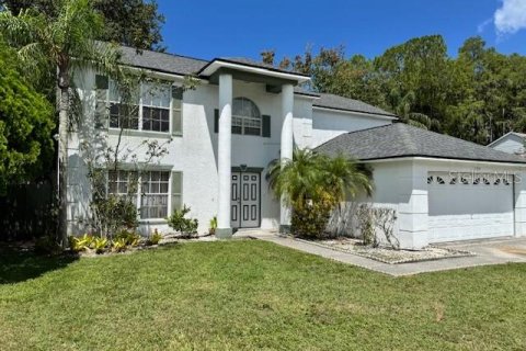 Casa en venta en New Port Richey, Florida, 4 dormitorios, 219.44 m2 № 1886136 - foto 1