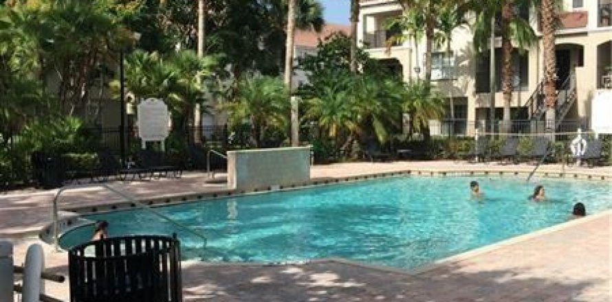 Condominio en Coral Springs, Florida, 3 dormitorios  № 846359