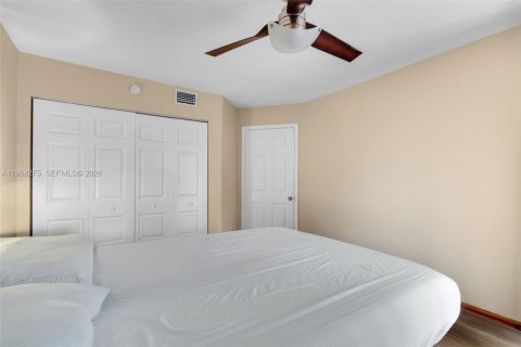 Condominio en venta en Miami, Florida, 2 dormitorios, 83.24 m2 № 2029381 - foto 9