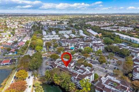 Condominio en venta en Miami, Florida, 2 dormitorios, 83.24 m2 № 2029381 - foto 23