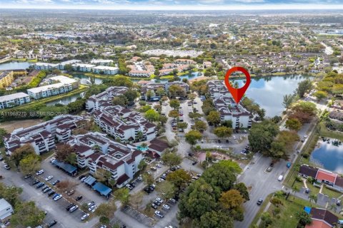 Condominio en venta en Miami, Florida, 2 dormitorios, 83.24 m2 № 2029381 - foto 30