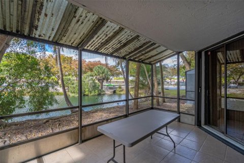 Condominio en venta en Miami, Florida, 2 dormitorios, 83.24 m2 № 2029381 - foto 14