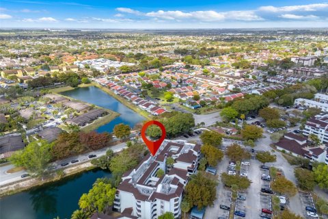 Condominio en venta en Miami, Florida, 2 dormitorios, 83.24 m2 № 2029381 - foto 25