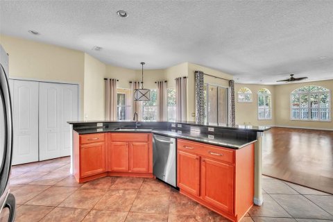 Villa ou maison à louer à Orlando, Floride: 4 chambres, 245.63 m2 № 1876972 - photo 15
