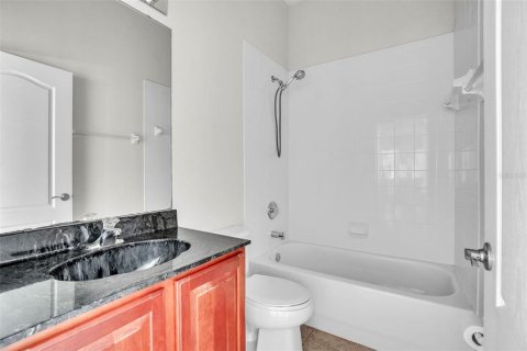 Villa ou maison à louer à Orlando, Floride: 4 chambres, 245.63 m2 № 1876972 - photo 28