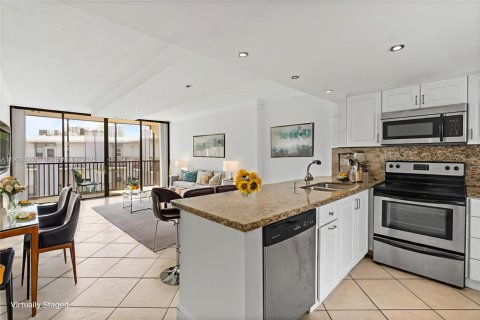 Condo in Aventura, Florida, 1 bedroom  № 1953523 - photo 1