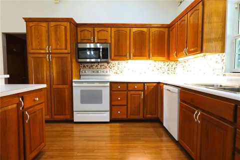 House in Lake Helen, Florida 3 bedrooms, 149.39 sq.m. № 1878272 - photo 7