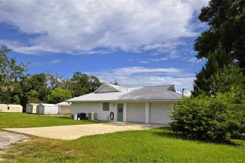 House in Lake Helen, Florida 3 bedrooms, 149.39 sq.m. № 1878272 - photo 3