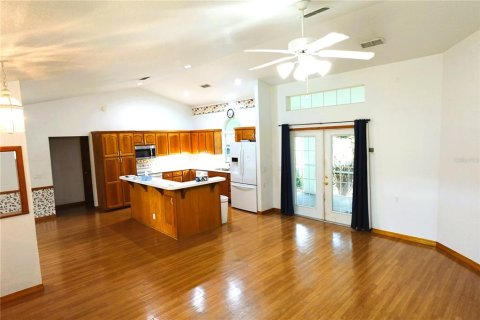 House in Lake Helen, Florida 3 bedrooms, 149.39 sq.m. № 1878272 - photo 5