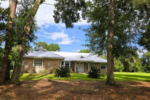 House in Lake Helen, Florida 3 bedrooms, 149.39 sq.m. № 1878272 - photo 1