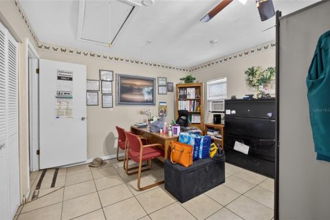 Casa en venta en Deltona, Florida, 3 dormitorios, 139.35 m2 № 2386648 - foto 7