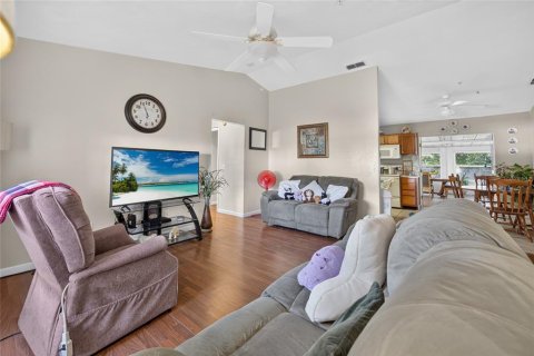 Casa en venta en Deltona, Florida, 3 dormitorios, 139.35 m2 № 2386648 - foto 20