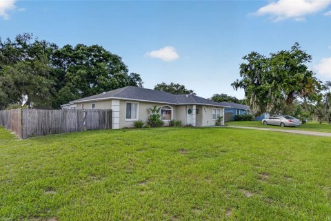 Casa en venta en Deltona, Florida, 3 dormitorios, 139.35 m2 № 2386648 - foto 3