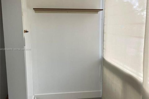 Appartement à louer à Fort Lauderdale, Floride: 1 chambre, 78.97 m2 № 2242677 - photo 15