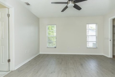 Villa ou maison à louer à Deltona, Floride: 3 chambres, 109.9 m2 № 2415075 - photo 13