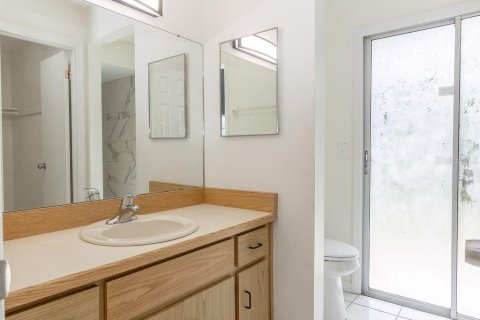 Villa ou maison à louer à Deltona, Floride: 3 chambres, 109.9 m2 № 2415075 - photo 12