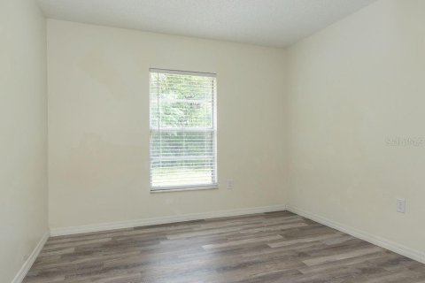 Villa ou maison à louer à Deltona, Floride: 3 chambres, 109.9 m2 № 2415075 - photo 9