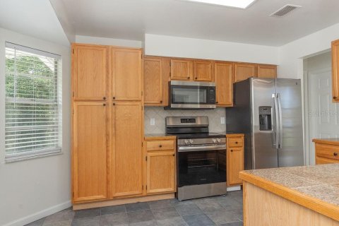 Villa ou maison à louer à Deltona, Floride: 3 chambres, 109.9 m2 № 2415075 - photo 6
