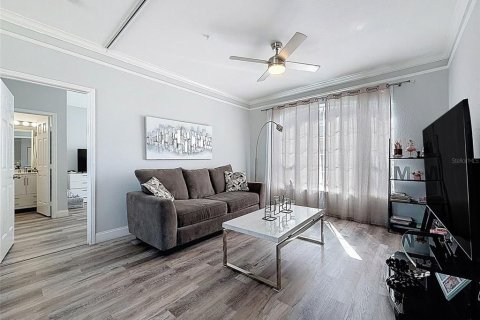 Condo in Tampa, Florida, 1 bedroom  № 2379669 - photo 10