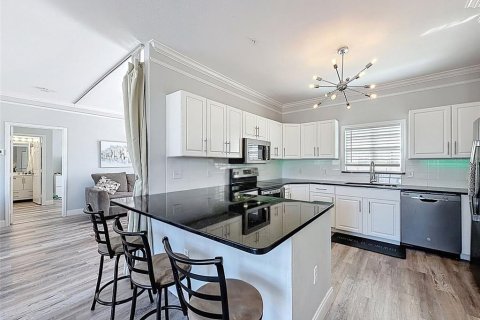 Condo in Tampa, Florida, 1 bedroom  № 2379669 - photo 16