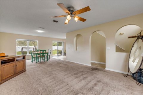 Villa ou maison à vendre à Palm Coast, Floride: 3 chambres, 188.22 m2 № 2410516 - photo 6