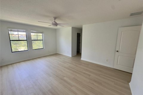 House in Ocoee, Florida 4 bedrooms, 214.51 sq.m. № 1851435 - photo 18