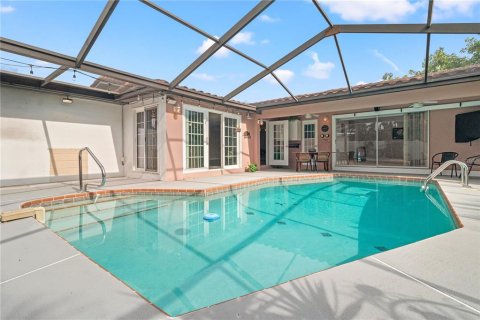 House in New Port Richey, Florida 3 bedrooms, 152.17 sq.m. № 1796620 - photo 3