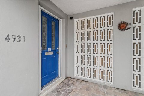 House in New Port Richey, Florida 3 bedrooms, 152.17 sq.m. № 1796620 - photo 4