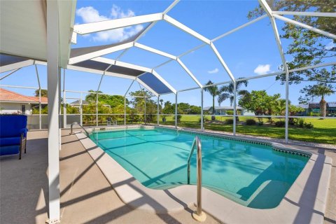 Villa ou maison à vendre à Punta Gorda, Floride: 2 chambres, 106.65 m2 № 1824088 - photo 22