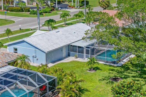 Villa ou maison à vendre à Punta Gorda, Floride: 2 chambres, 106.65 m2 № 1824088 - photo 28