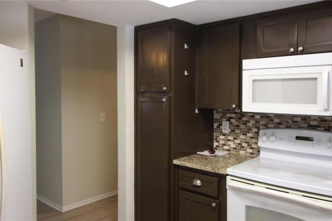 Casa en venta en Ocala, Florida, 2 dormitorios, 133.04 m2 № 1675374 - foto 7