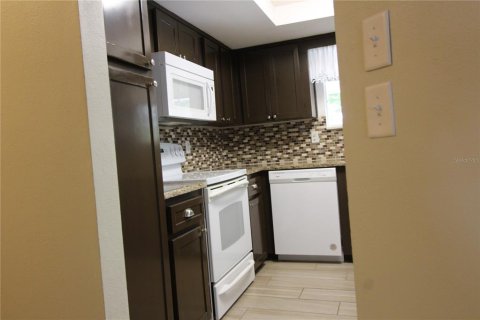 Casa en venta en Ocala, Florida, 2 dormitorios, 133.04 m2 № 1675374 - foto 6