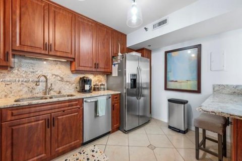Condominio en venta en Hollywood, Florida, 2 dormitorios, 108.14 m2 № 1848365 - foto 10