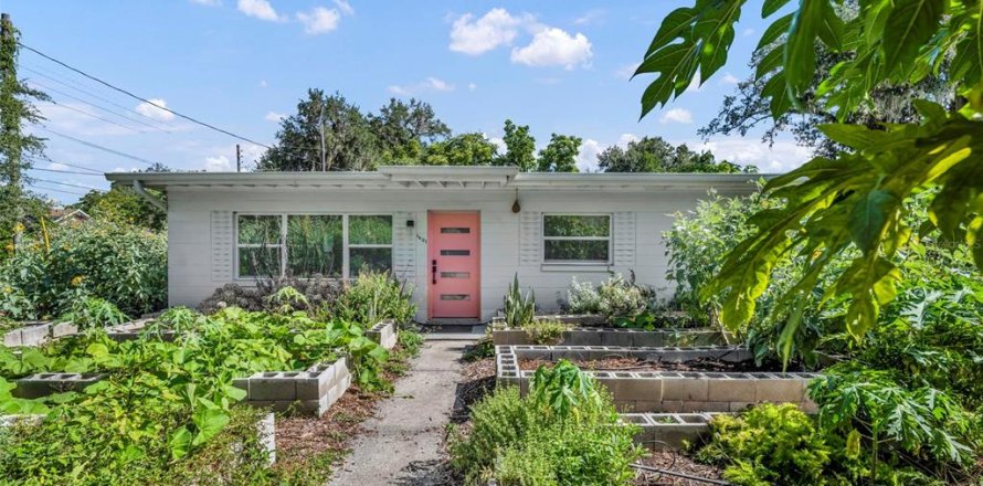 House in Orlando, Florida 3 bedrooms, 156.45 sq.m. № 1853657