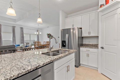 House in Port Charlotte, Florida 3 bedrooms, 159.42 sq.m. № 2147522 - photo 14
