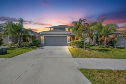 House in Ruskin, Florida 3 bedrooms, 185.43 sq.m. № 2155402