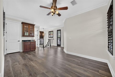 House in Winter Park, Florida 4 bedrooms, 283.17 sq.m. № 2321213 - photo 19