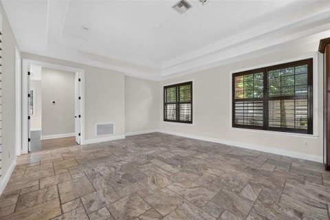 House in Winter Park, Florida 4 bedrooms, 283.17 sq.m. № 2321213 - photo 10