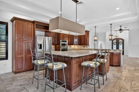 House in Winter Park, Florida 4 bedrooms, 283.17 sq.m. № 2321213 - photo 7