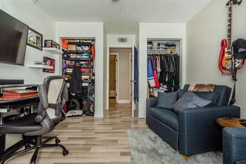 Condo in Tarpon Springs, Florida, 3 bedrooms  № 1680390 - photo 27