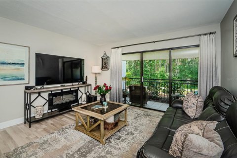 Condo in Tarpon Springs, Florida, 3 bedrooms  № 1680390 - photo 6