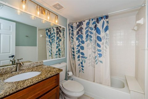 Condo in Tarpon Springs, Florida, 3 bedrooms  № 1680390 - photo 25