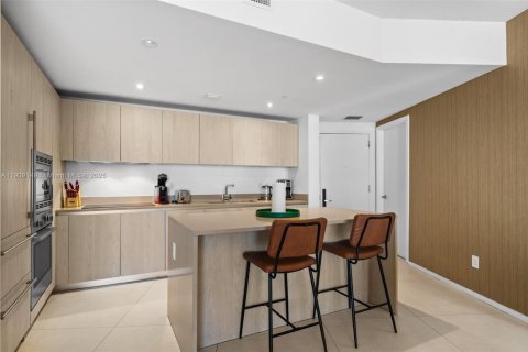 Купить кондоминиум в Холливуд, Флорида 2 спальни, 104.61м2, № 2012956 - фото 3