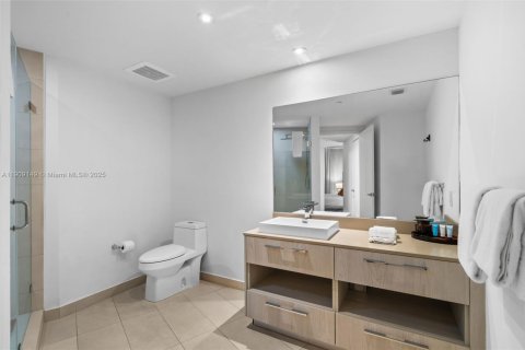 Купить кондоминиум в Холливуд, Флорида 2 спальни, 104.61м2, № 2012956 - фото 12