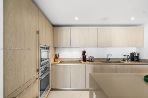 Купить кондоминиум в Холливуд, Флорида 2 спальни, 104.61м2, № 2012956 - фото 5