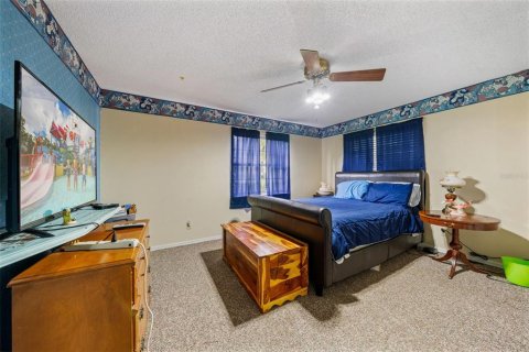 Villa ou maison à vendre à Winter Haven, Floride: 3 chambres, 244.43 m2 № 2413842 - photo 19
